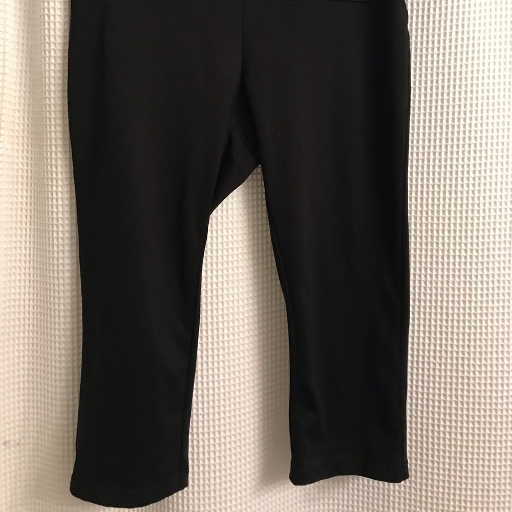 Zella workout knee/calf length leggings
